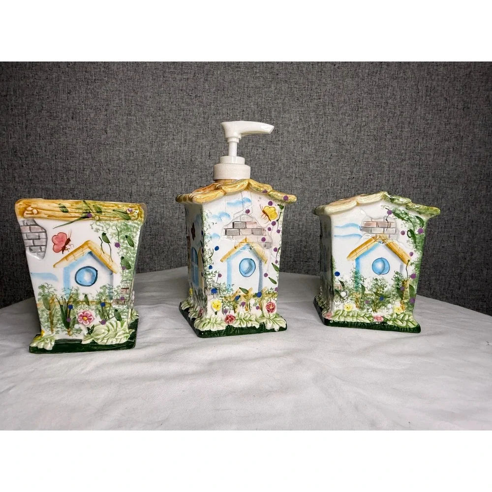 Vintage 80s 90s‎ Ceramic Floral Cottage Bathroom Set Soap Dispenser Toothbrush